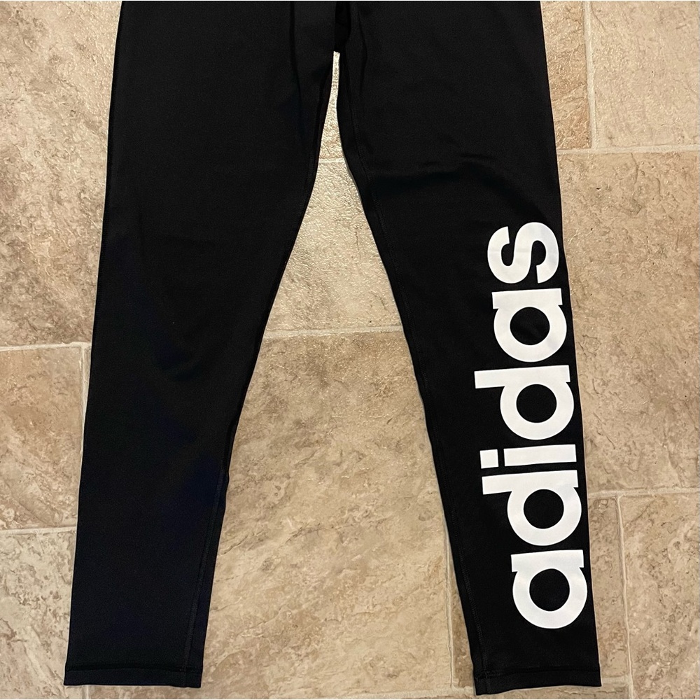 Adidas leggings